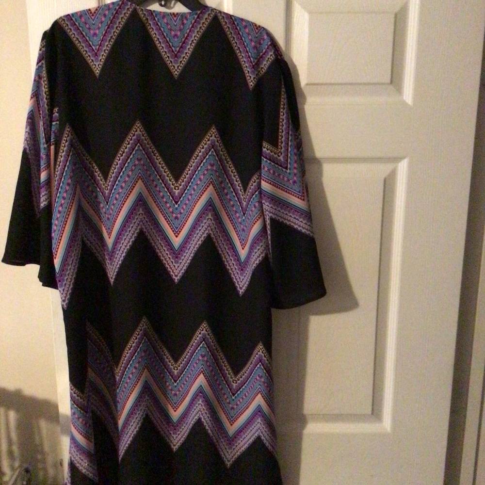 Kimono - Picture 2 of 3